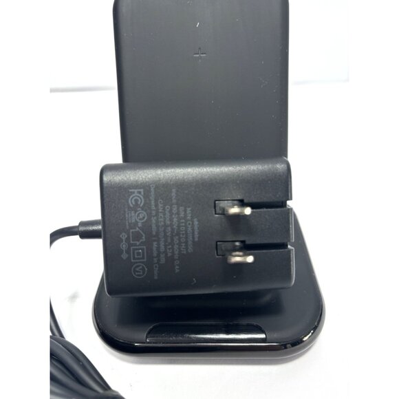 Ubio Labs 2-in-1 Wireless Charging Stand ,Plug Works -Charger **For Parts Only** - Picture 7 of 10